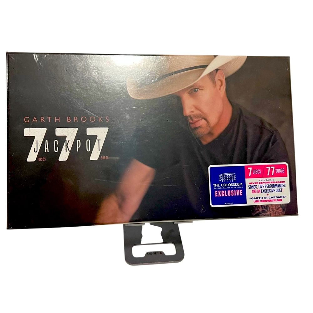 Limited Edition Sealed Garth Brooks 777 Jackpot The Colosseum at Caesars CD Set
